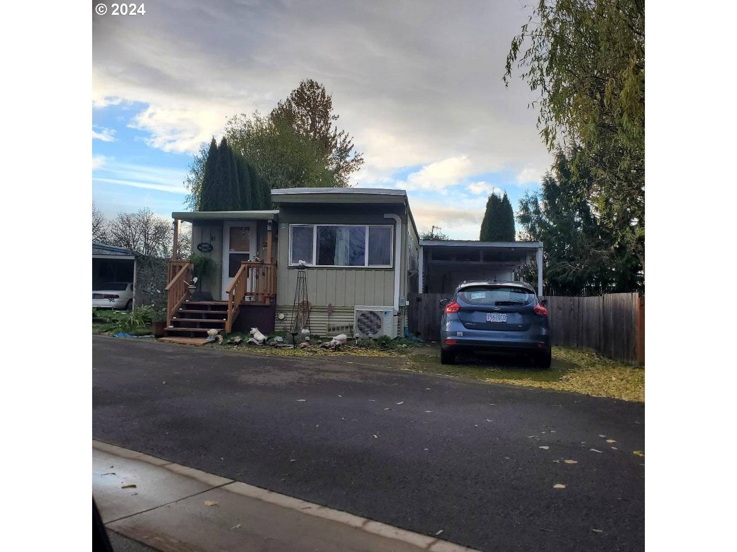 Eugene, OR 97408,3950 Coburg RD #81