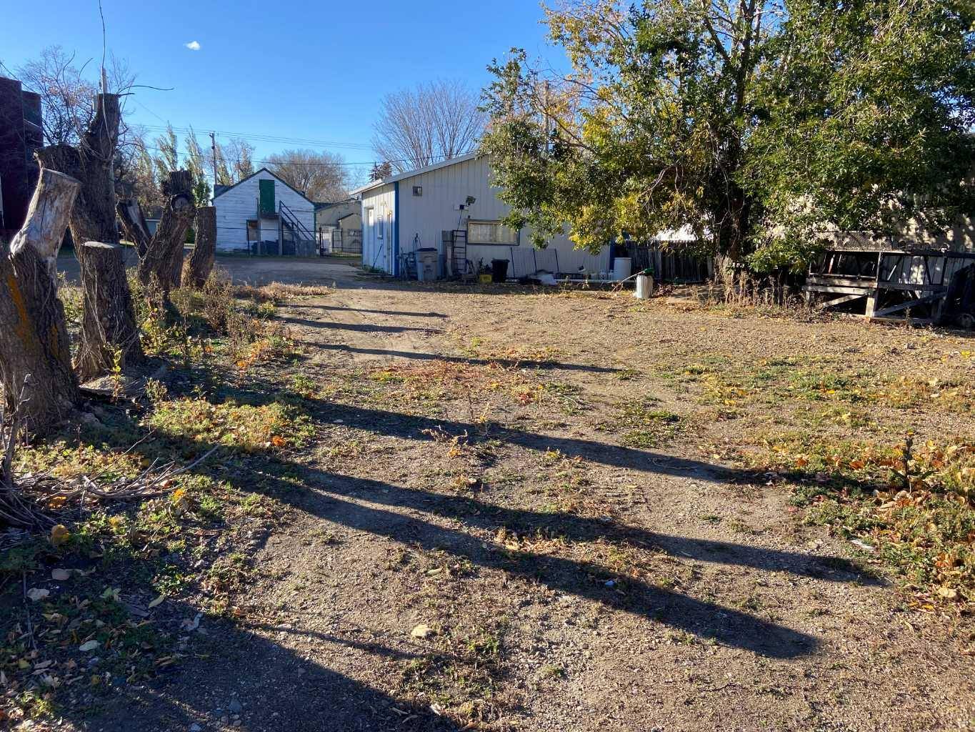 Wainwright, AB T9W 1E8,1112 15 Street
