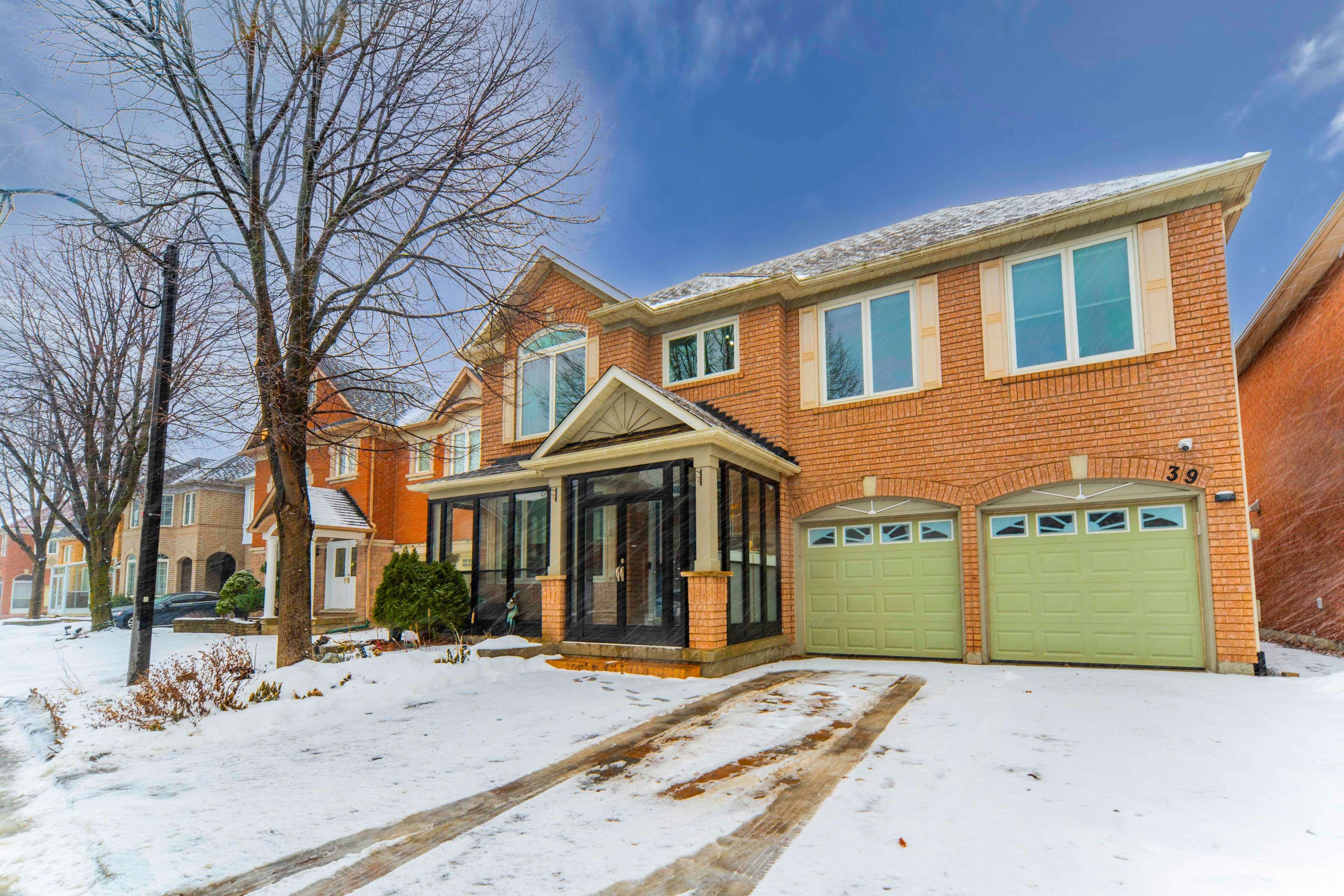 Markham, ON L6C 2B3,39 Majestic DR