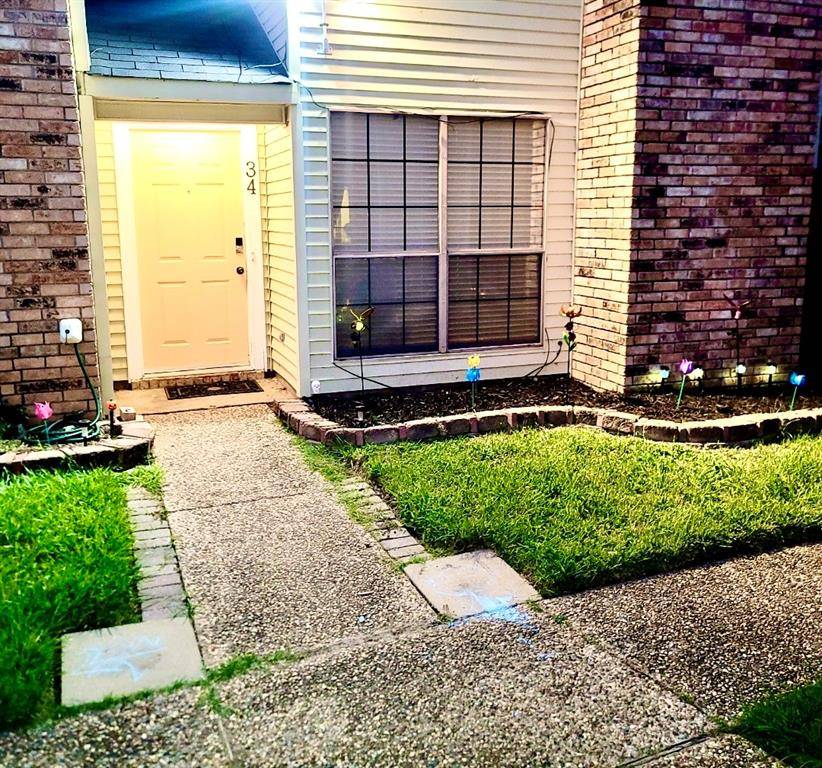 Shreveport, LA 71107,964 Winter Garden Drive #34