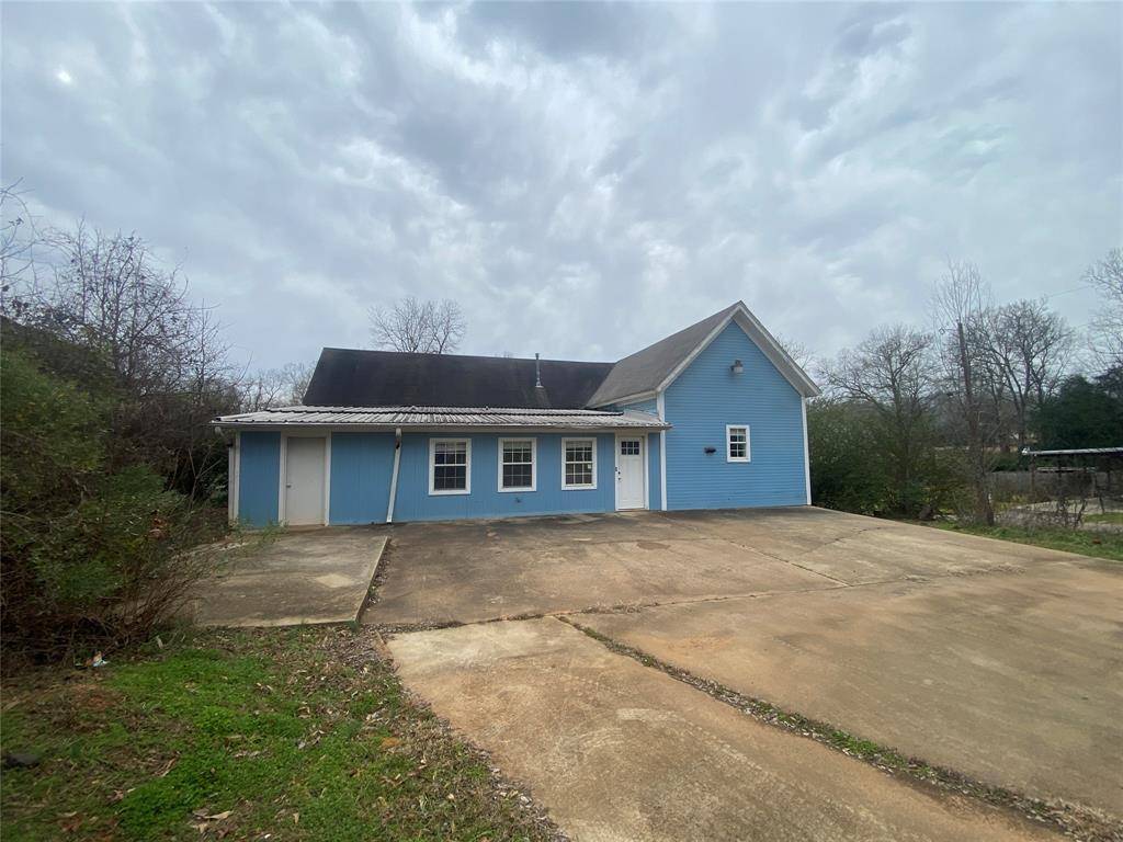 Marshall, TX 75670,401 E Wright Street