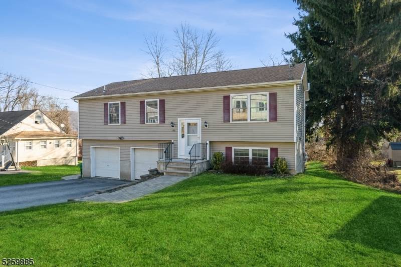 Hamburg Boro, NJ 07419,108 Mulberry St