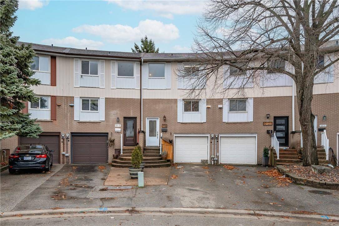 Oakville, ON L6H 1H1,120 Ripley CT #11