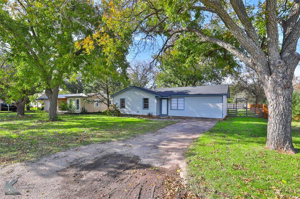 Tuscola, TX 79562,226 Callahan Avenue