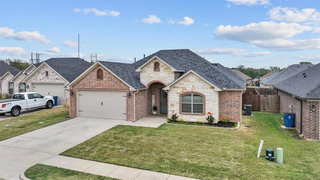 Lindale, TX 75771,213 Patience Avenue