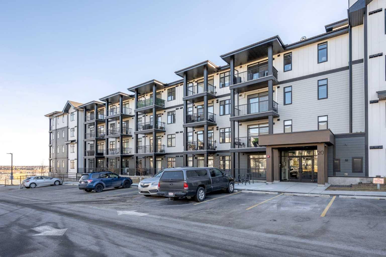 Calgary, AB T3R 1Z5,20 Sage Hill NW #113