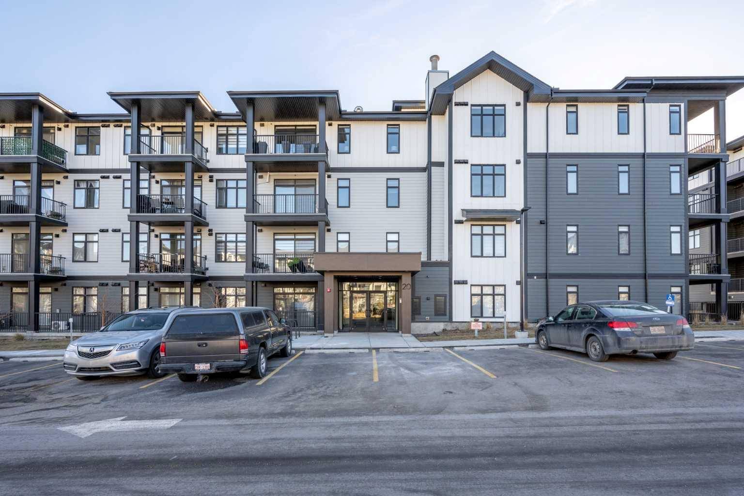 Calgary, AB T3R 1Z5,20 Sage Hill NW #113