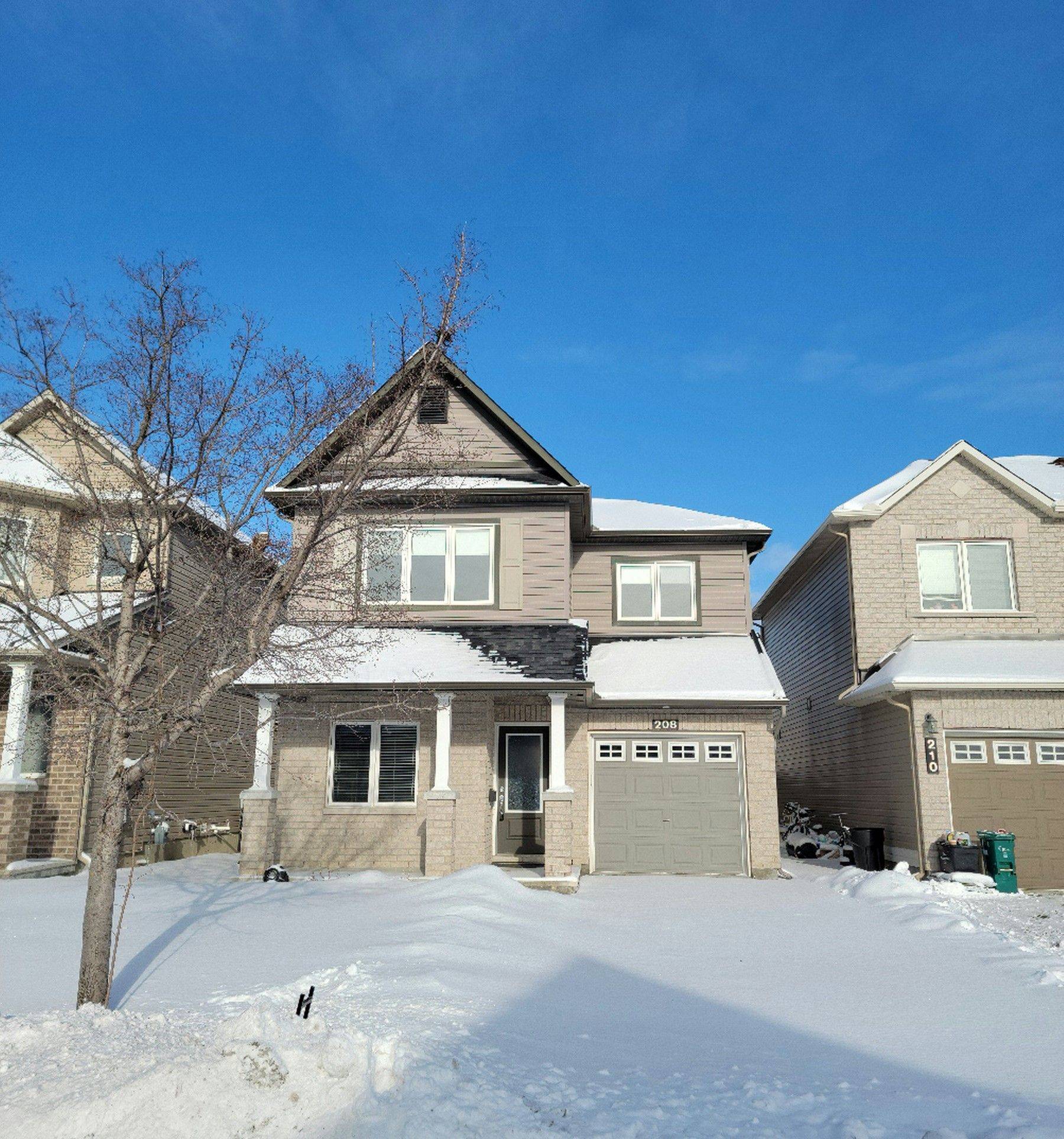 Kanata, ON K2S 1B9,208 MISSION TRAIL CRES