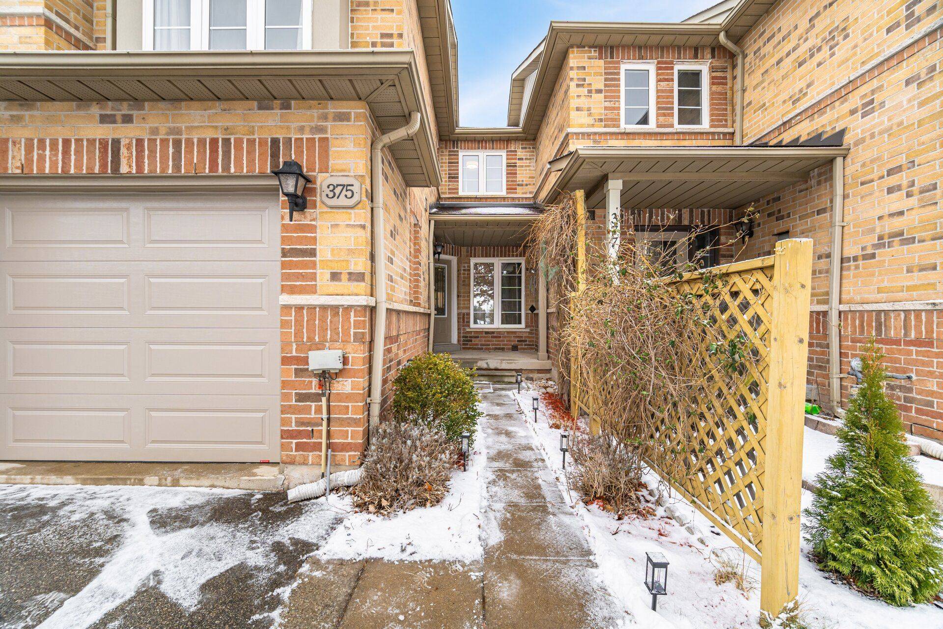 375 Kittridge RD, Oakville, ON L6H 7K6