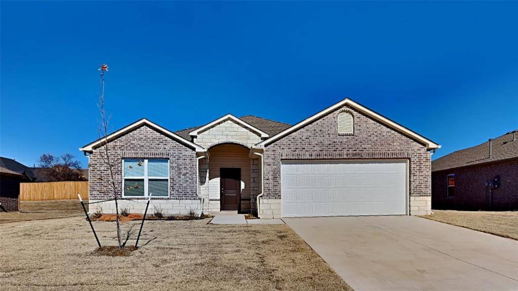 Harrah, OK 73045,21185 River Mist Drive