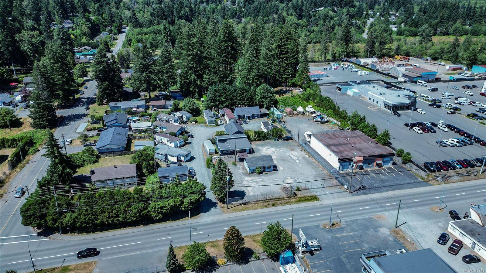 Campbell River, BC V9W 2G8,2210-2230 Island Hwy