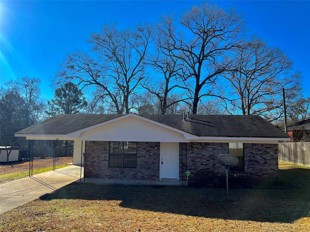 Minden, LA 71055,102 Azalea Street