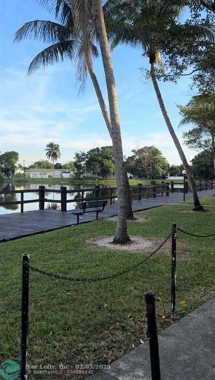 Lauderdale Lakes, FL 33311,2531 NW 39th Ter #102