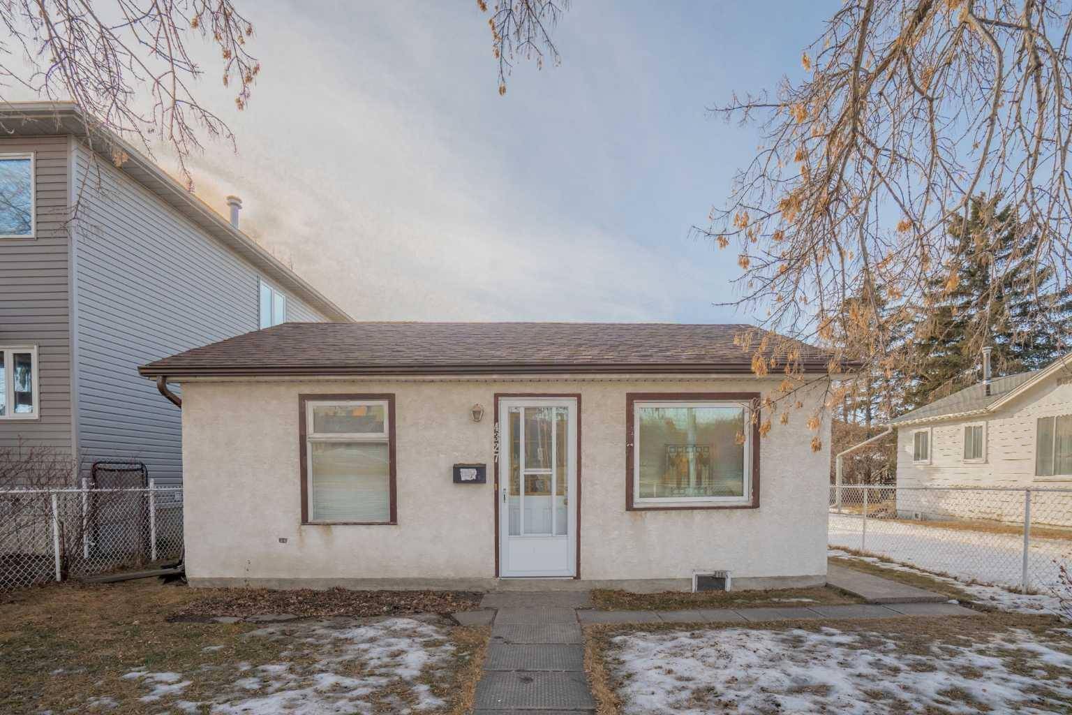 Calgary, AB T3B 0T4,4327 20 AVE NW