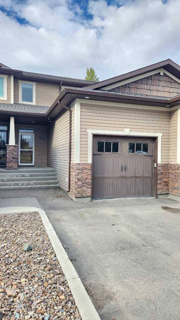 Coaldale, AB T1M 0C2,2236 18 AVE