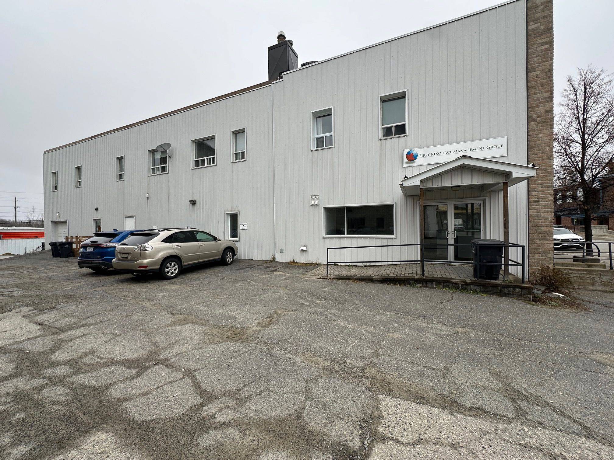 Kirkland Lake, ON P2N 2E4,90 Government RD W