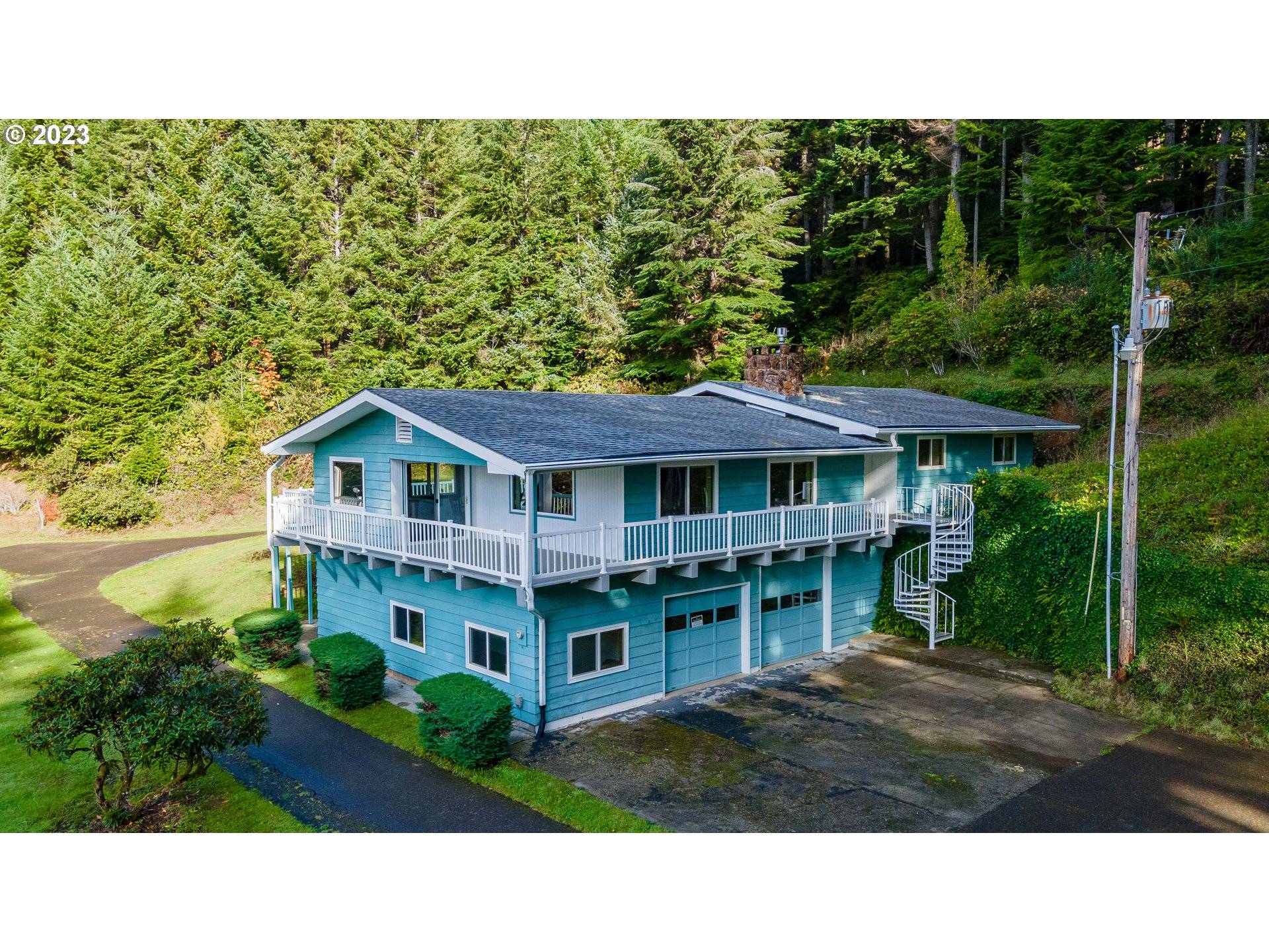 North Bend, OR 97459,68950 SAINT DENNIS RD