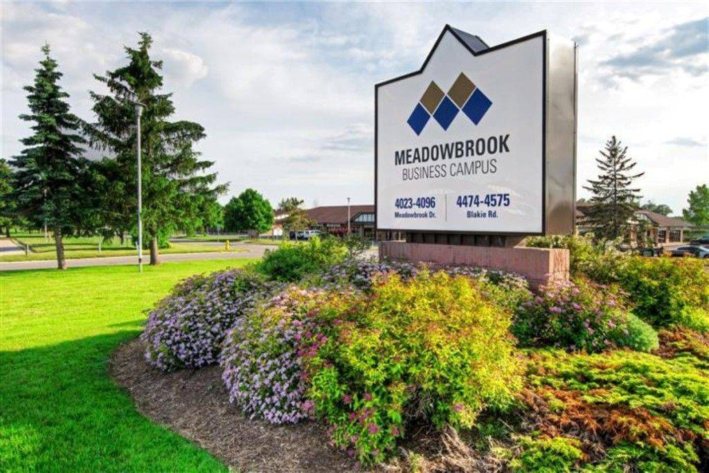 London, ON N6L 1E7,4023 Meadowbrook DR #111/112