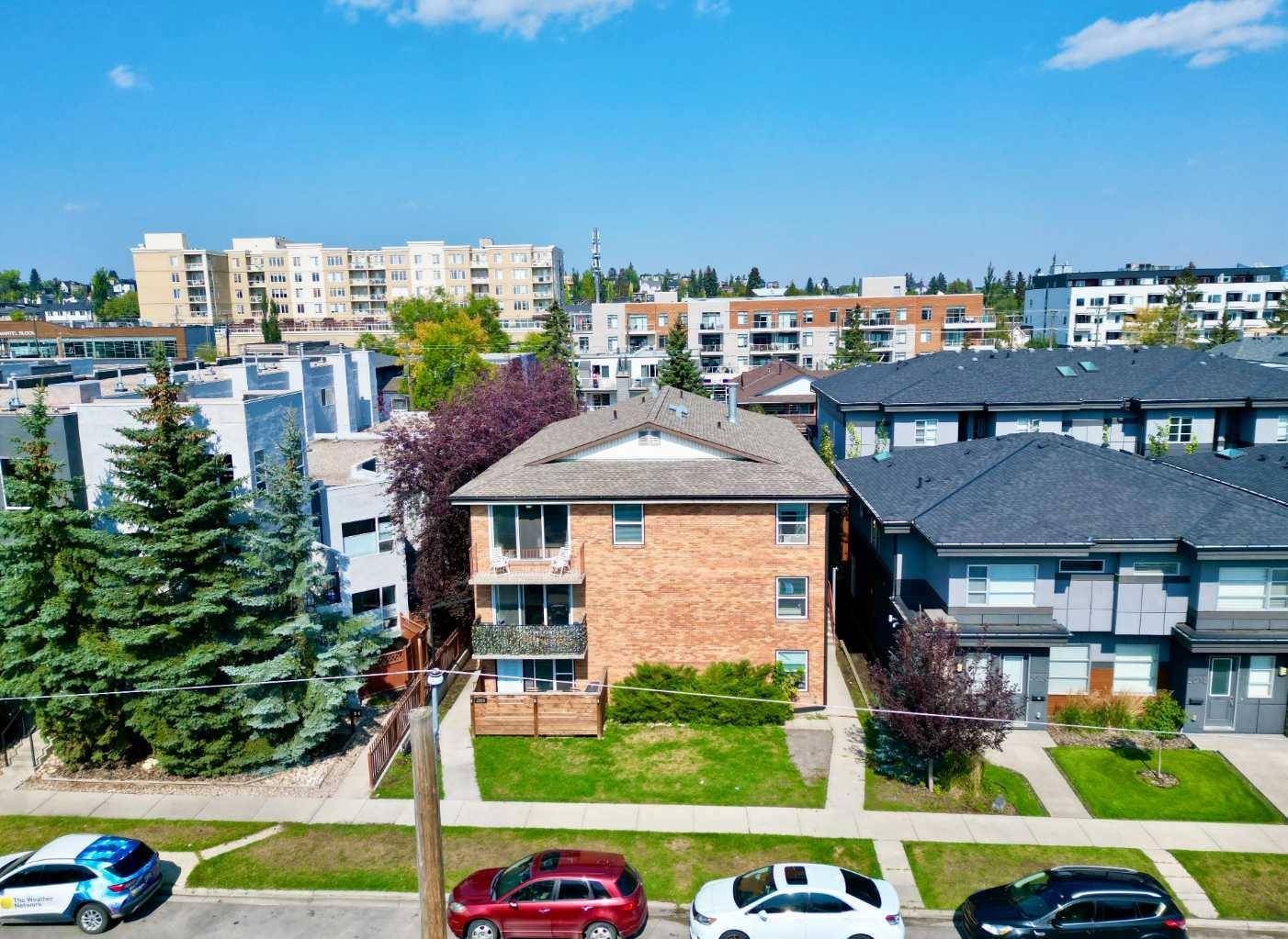 Calgary, AB T2T 2E1,2024 35 AVE SW