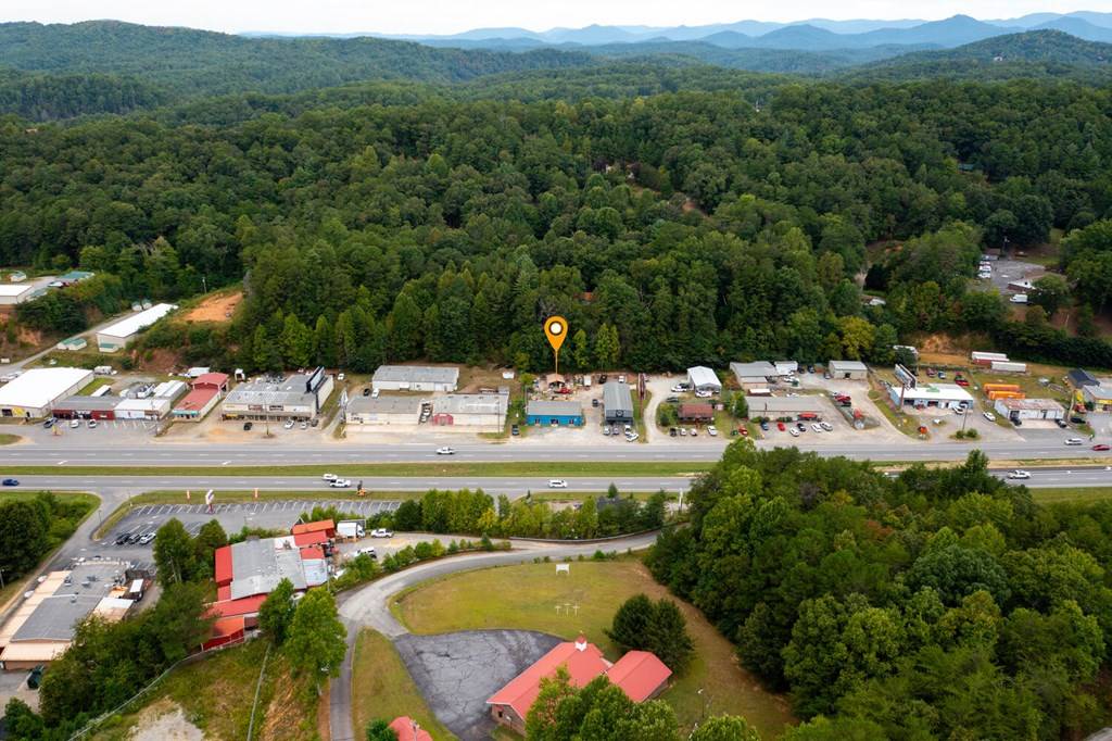 Murphy, NC 28906,2044 Hwy 64W