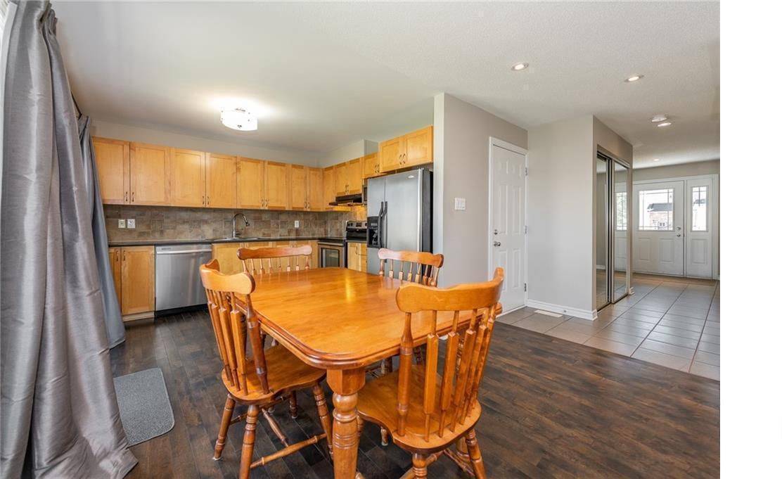 Barrhaven, ON K2J 0N1,113 Glendore ST