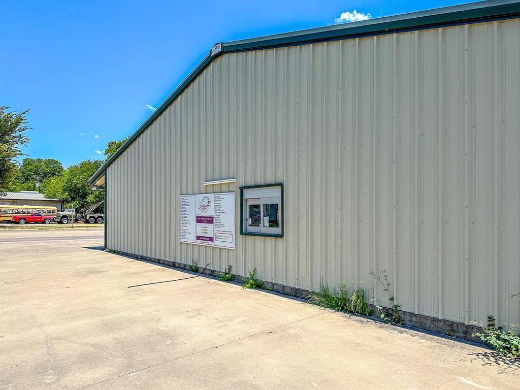 Kerens, TX 75144,100 NE 2nd Street #2