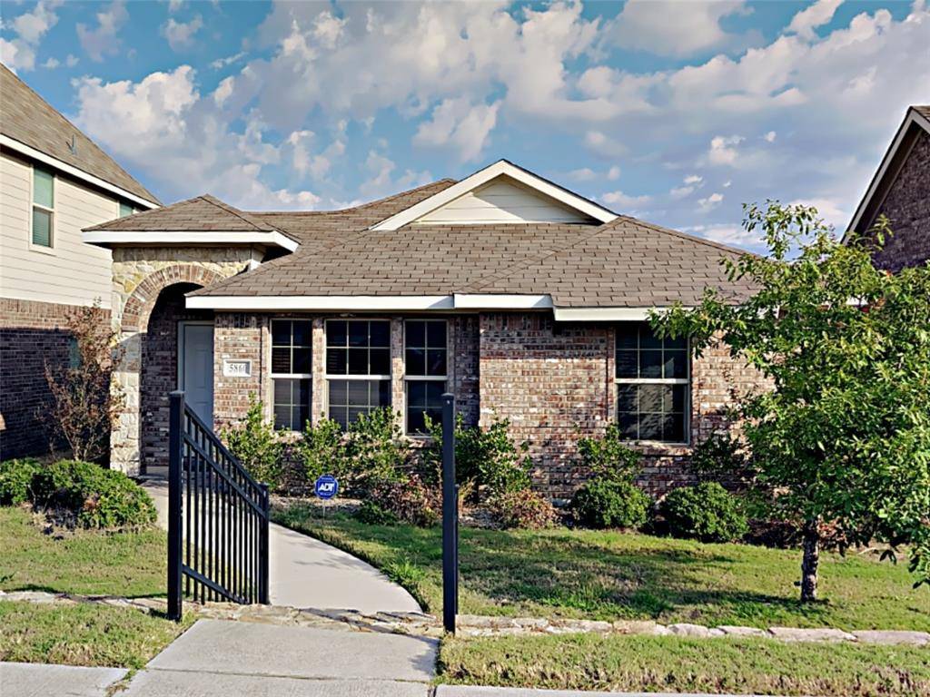 Fort Worth, TX 76123,5860 Burgundy Rose Drive