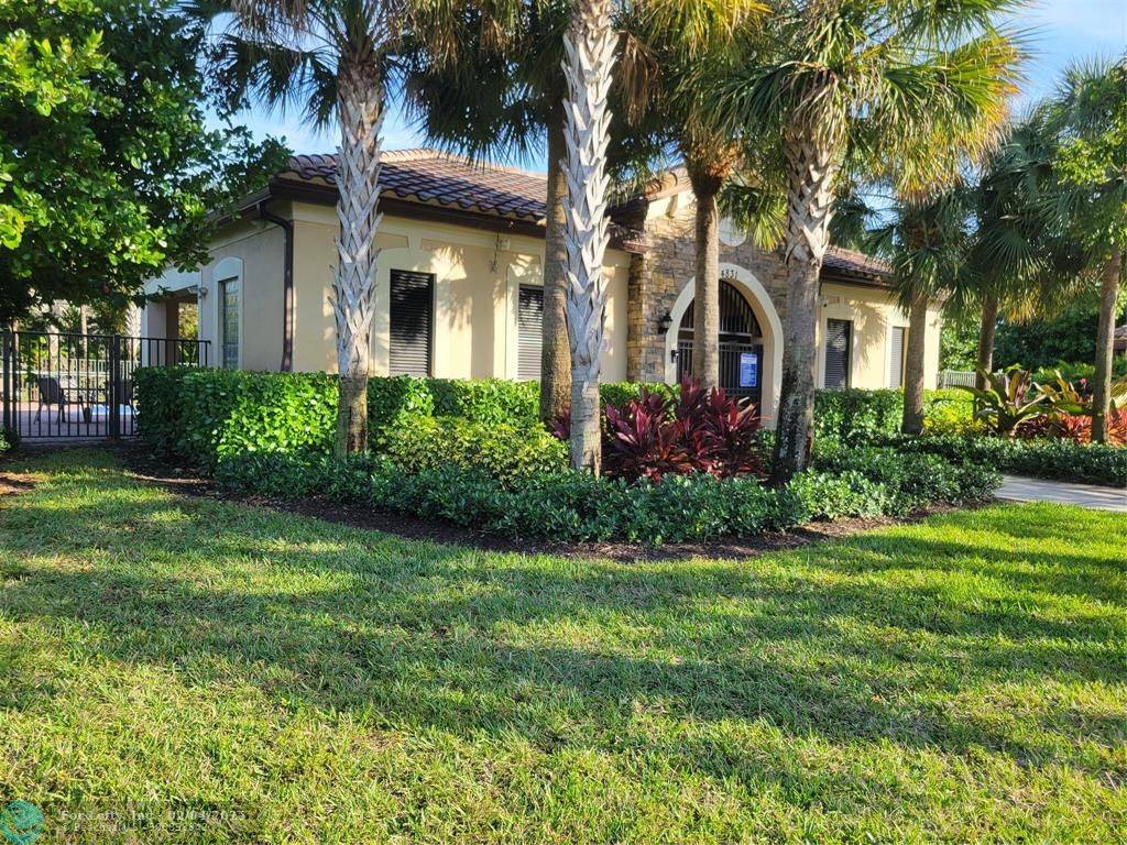 Tamarac, FL 33319,4843 NW 55th Pl