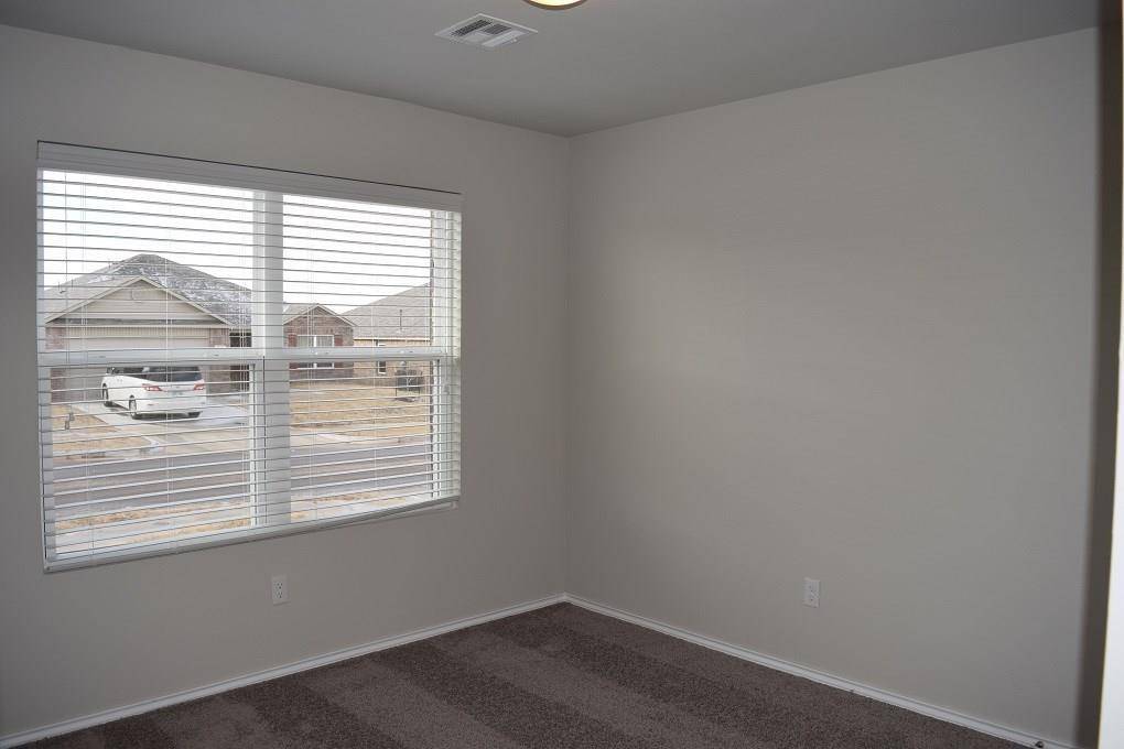 Yukon, OK 73099,9724 Glover River Drive