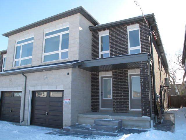 Oshawa, ON L1J 2N8,323 Anderson AVE #1