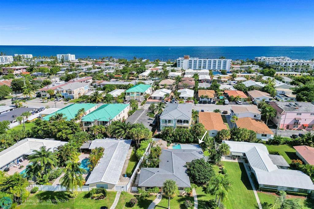 Lauderdale By The Sea, FL 33308,4542 Seagrape Dr