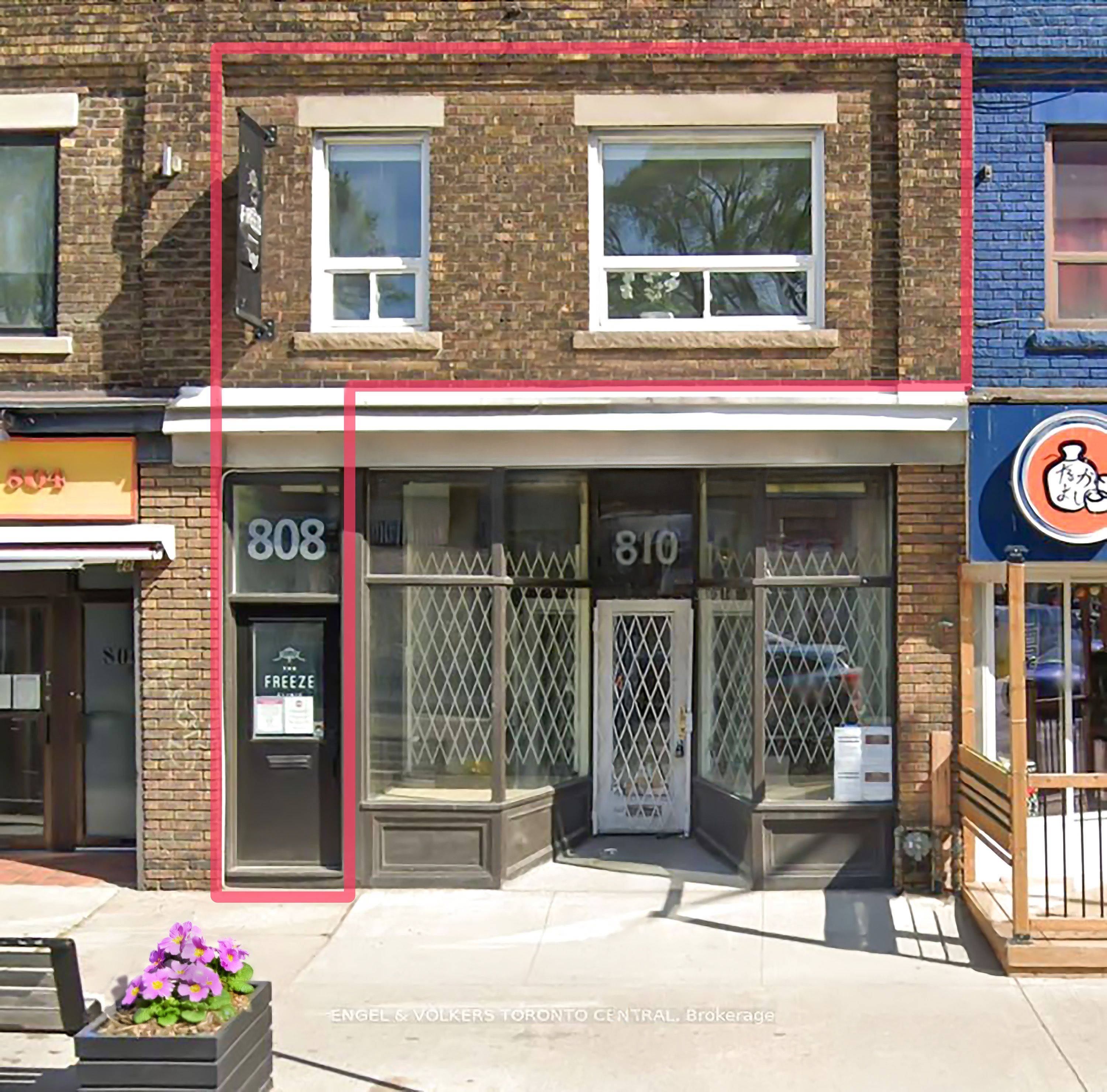 Toronto E03, ON M4J 1L6,808 Danforth AVE #Upper