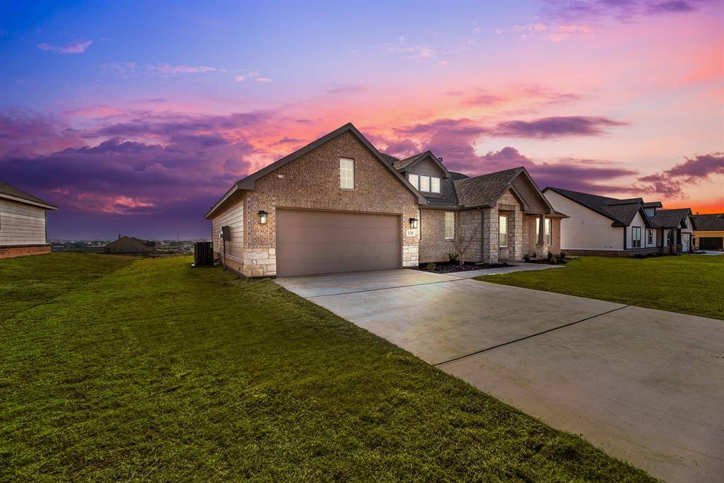 New Fairview, TX 76078,131 Clear Creek Lane