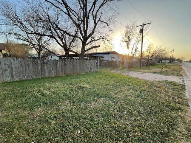 Tye, TX 79563,214 Coke Street