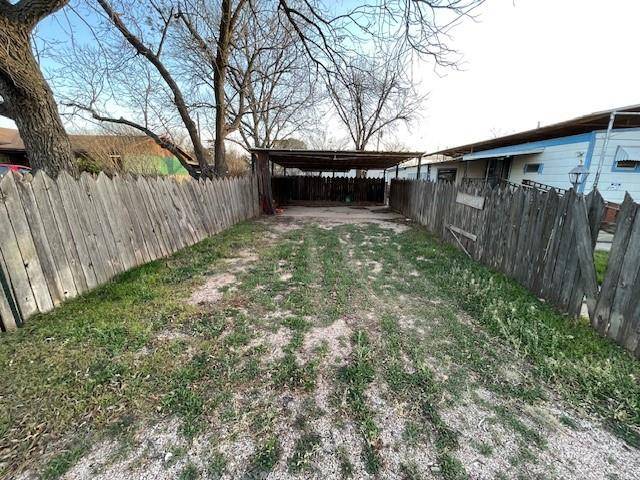 Tye, TX 79563,214 Coke Street