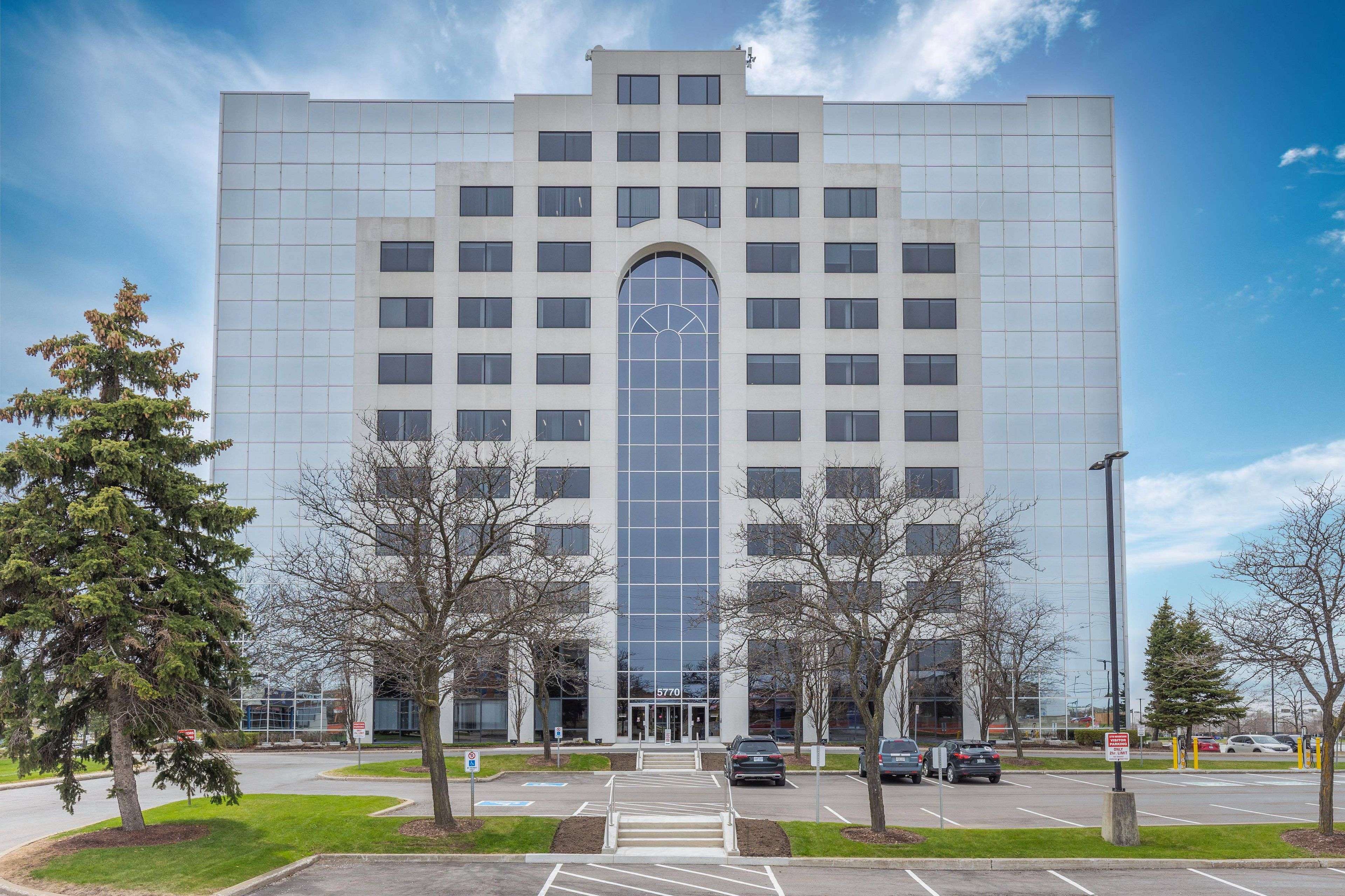 Mississauga, ON L5R 3G5,5770 Hurontario ST #501