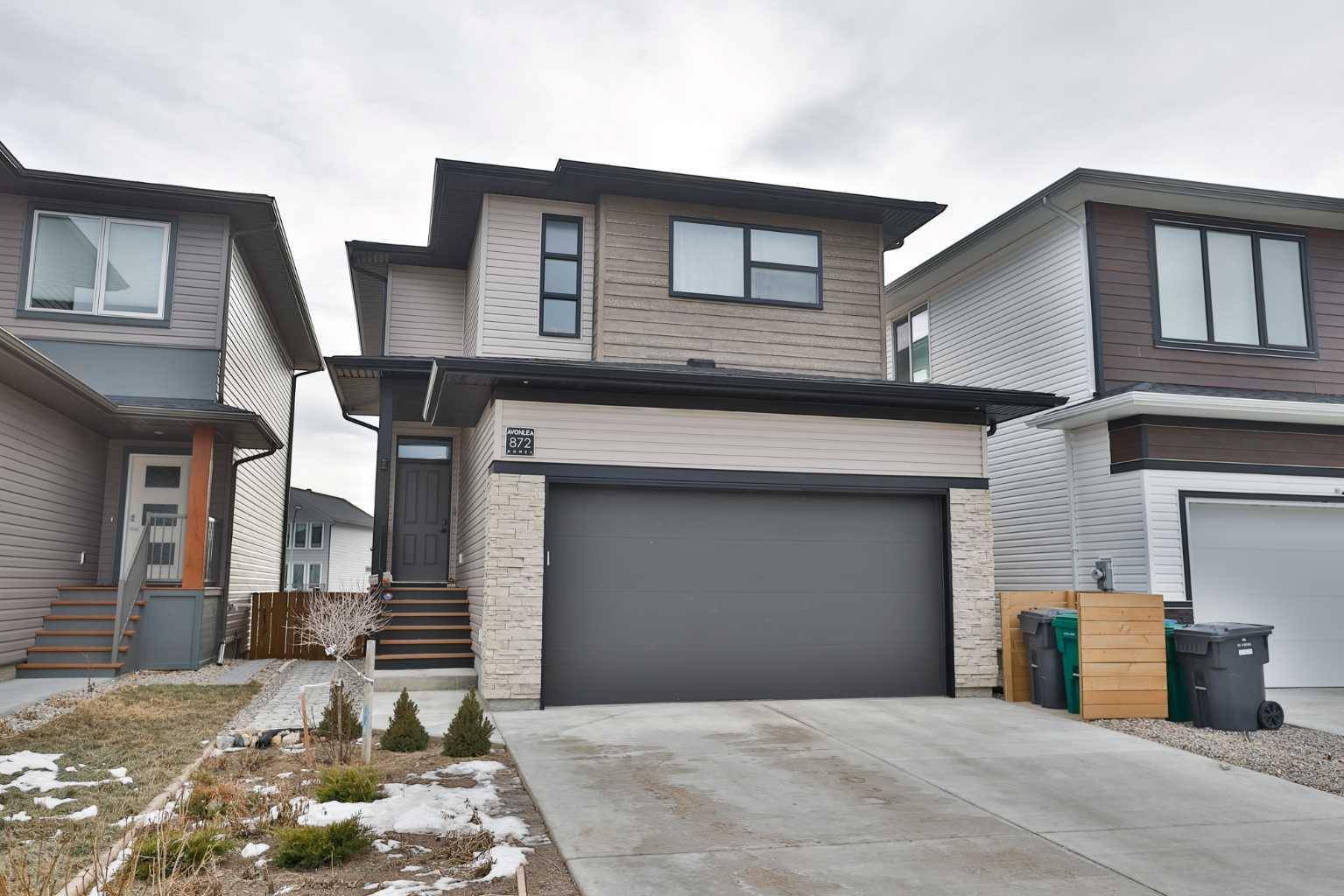 Lethbridge, AB T1J 5T7,872 Coalbrook Close W