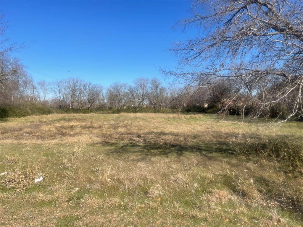 Denton, TX 76209,2605 E McKinney Street