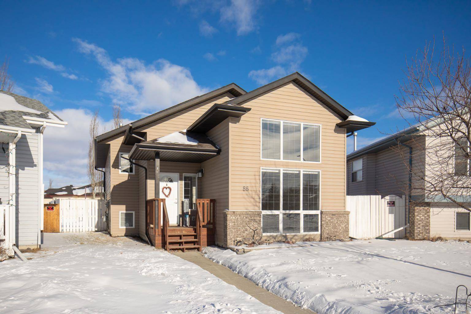 Red Deer, AB T4R 3E2,86 Drummond Close