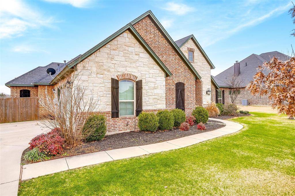 Burleson, TX 76028,957 Prairie Timber Road