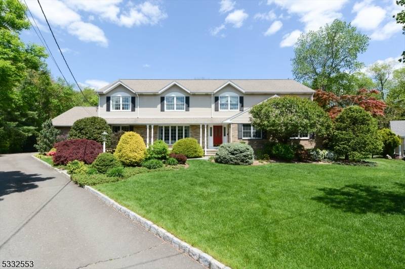 Glen Rock Boro, NJ 07452,275 Dunham Pl