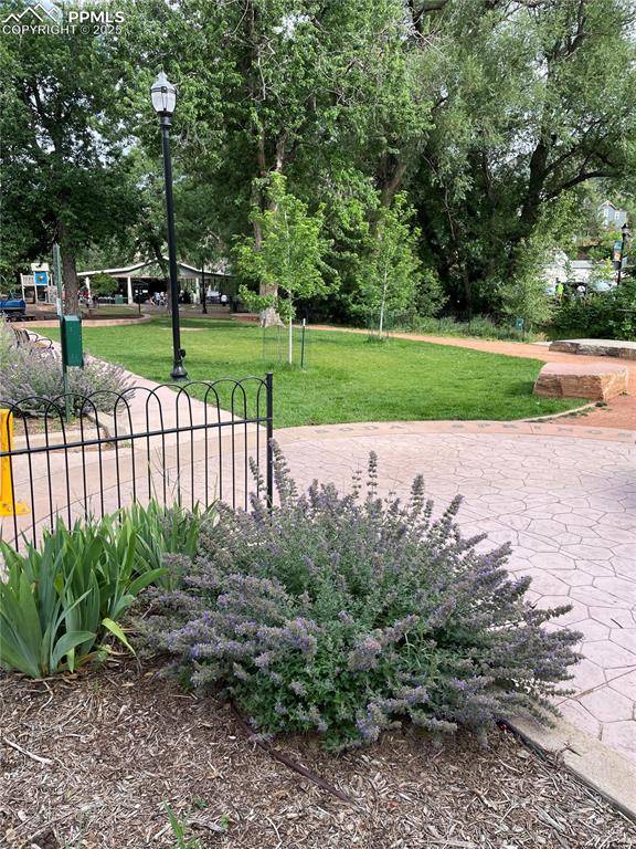 Manitou Springs, CO 80829,1107 Manitou AVE