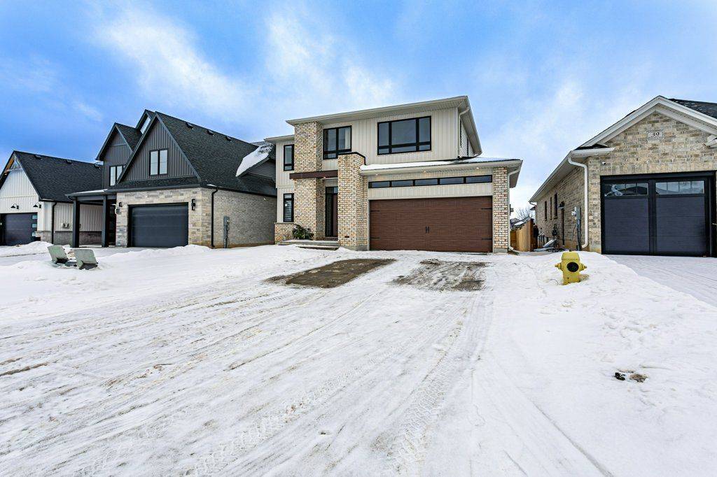 Strathroy-caradoc, ON N7G 4E1,51 Briscoe CRES