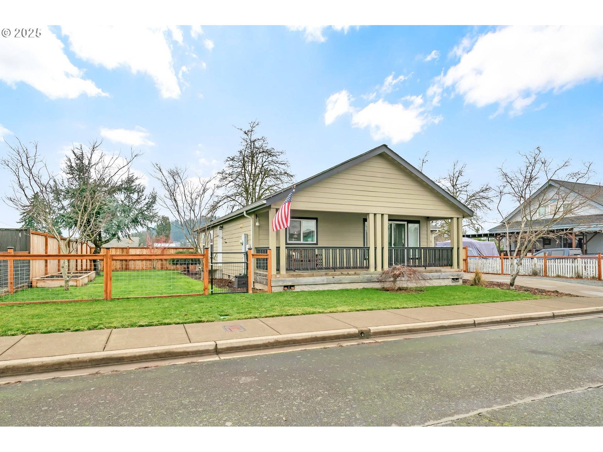 Creswell, OR 97426,475 SCOTT AVE