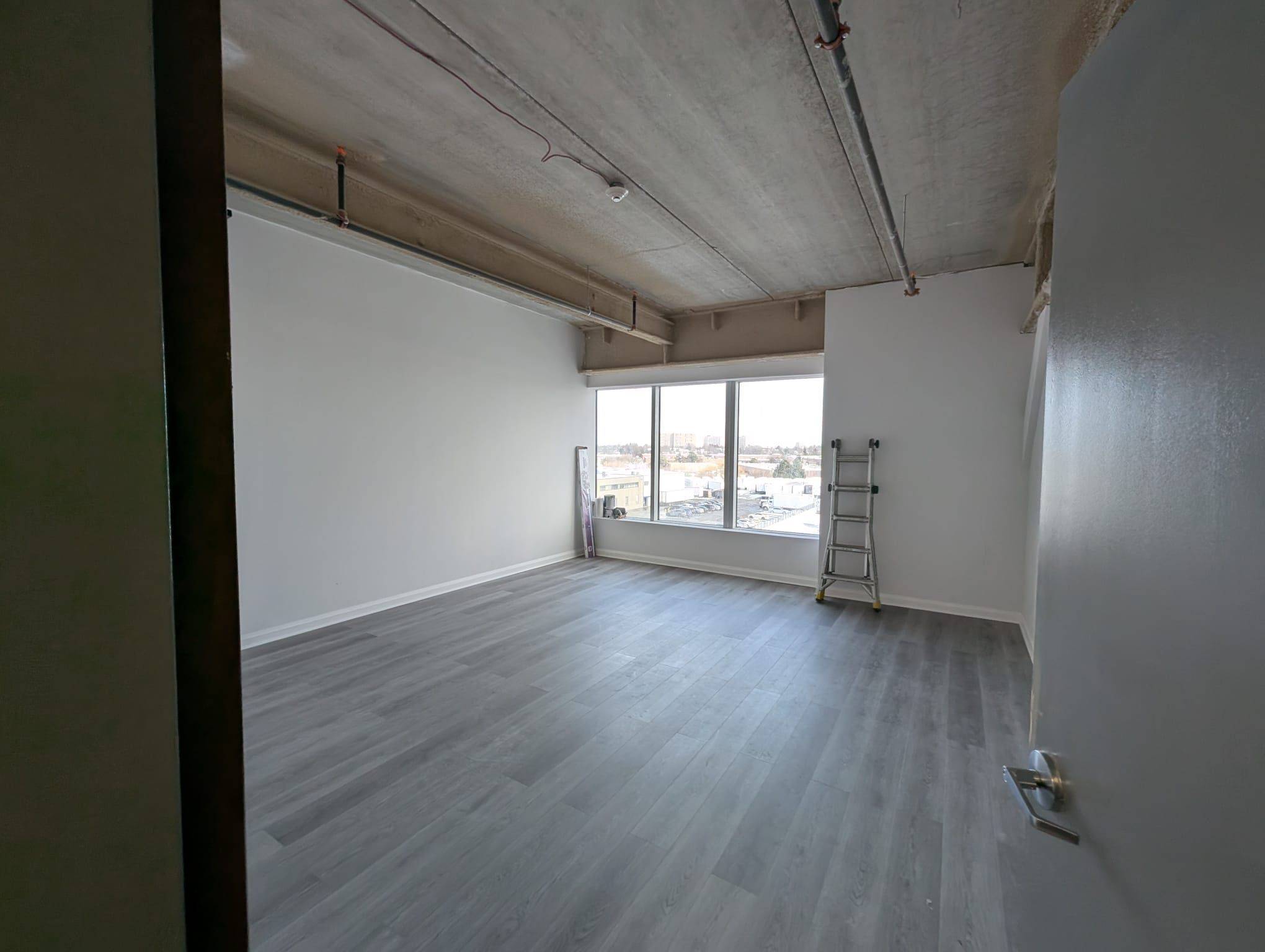 Toronto E11, ON M1B 2W4,2225 Markham RD #405