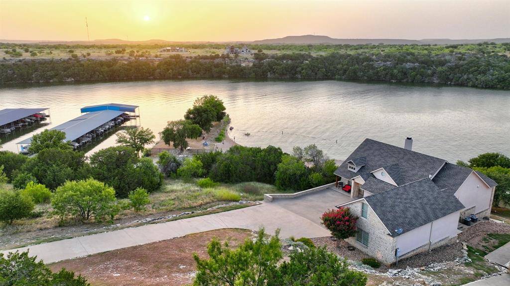 Possum Kingdom Lake, TX 76449,1050 Cliffs Drive