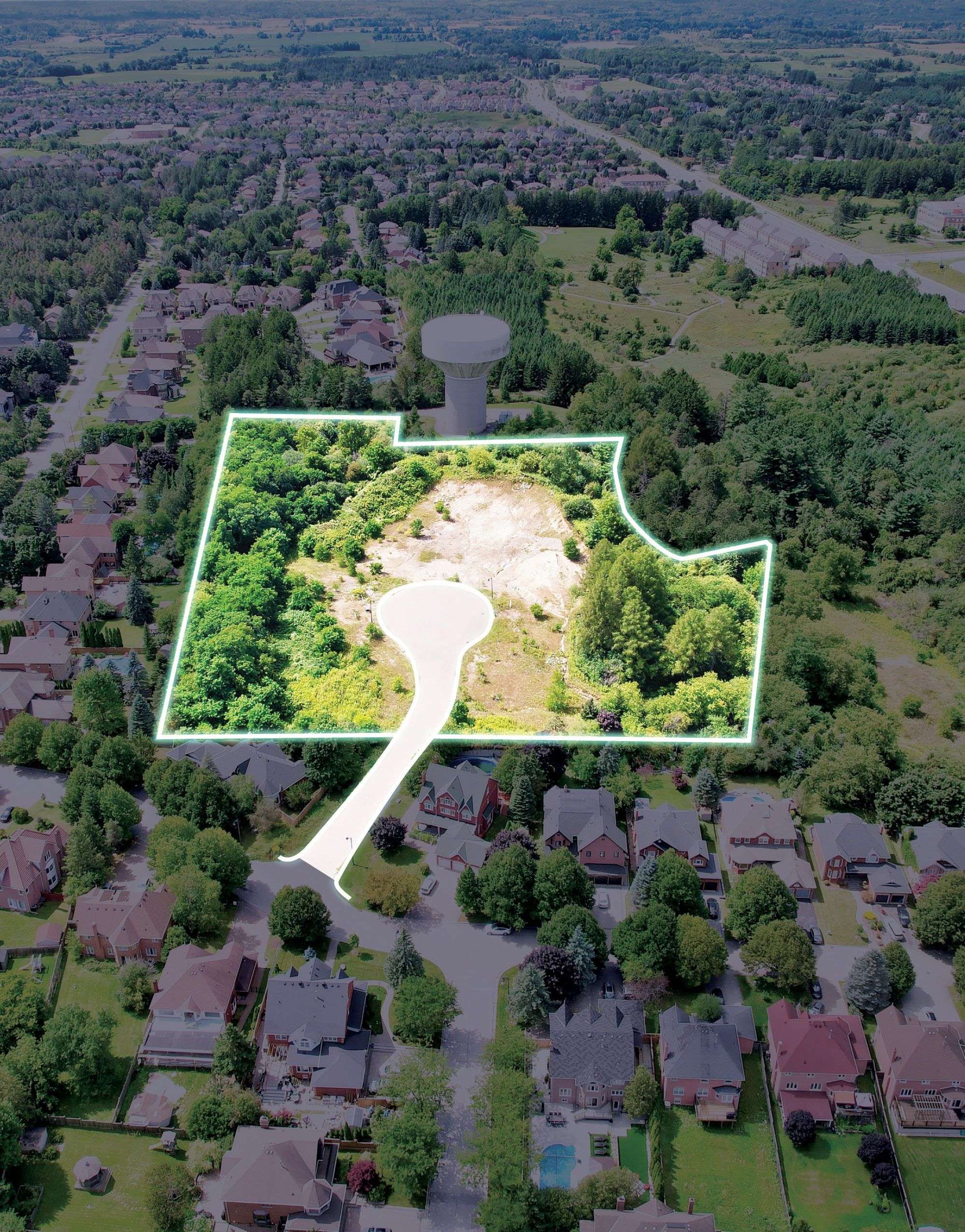 Richmond Hill, ON L4E 2R5,0 Tower CT