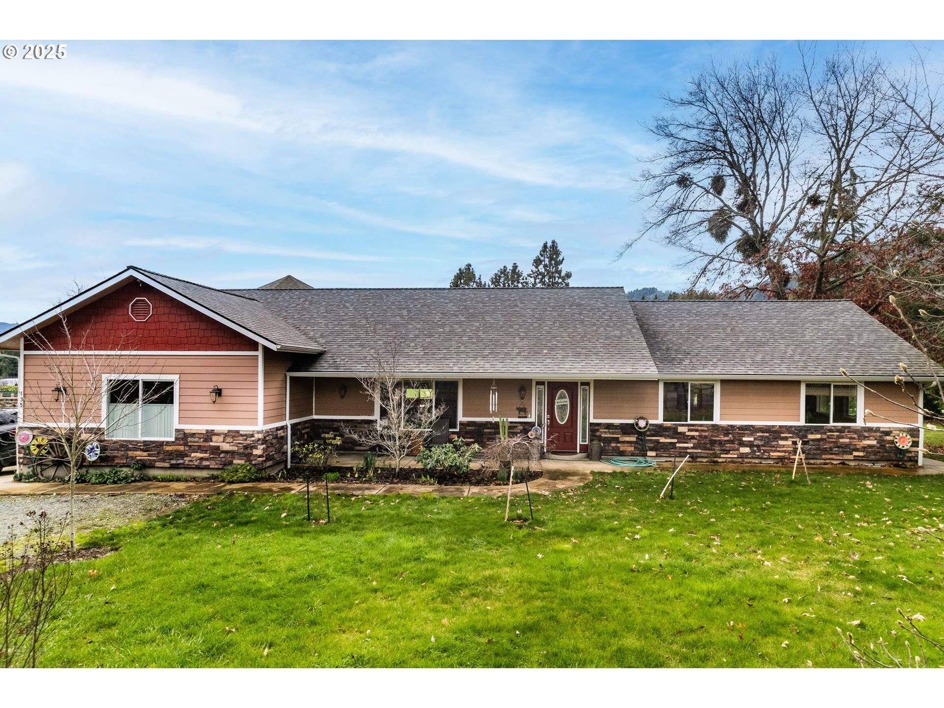 Myrtle Creek, OR 97457,135 MARKET LN