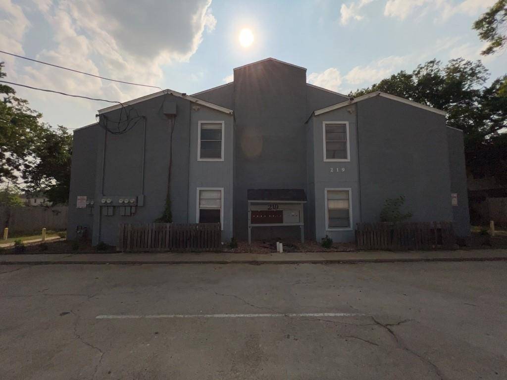 Denton, TX 76201,219 Fry Street #3