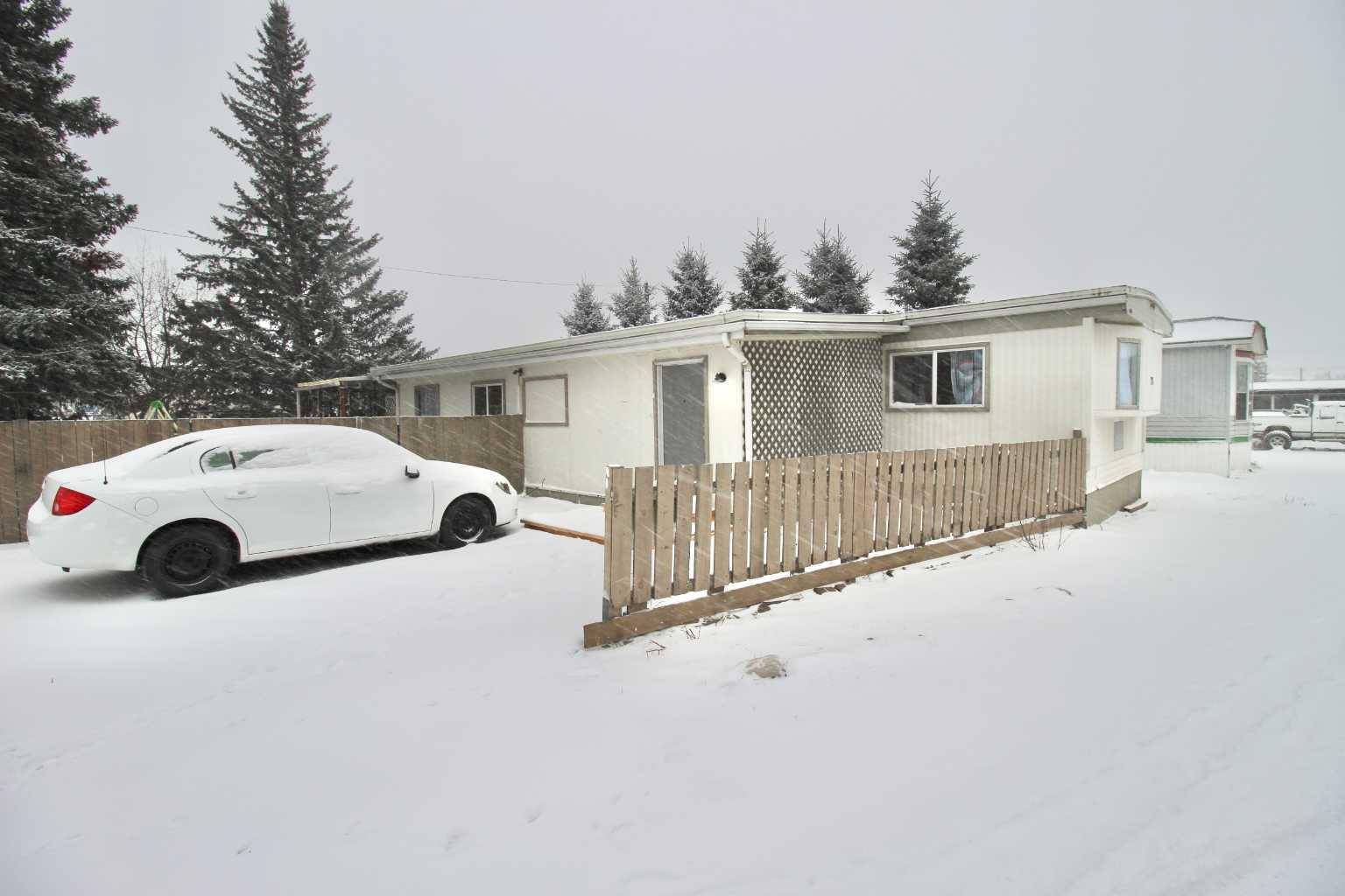 Hinton, AB T7V1S4,145 East River Road #75